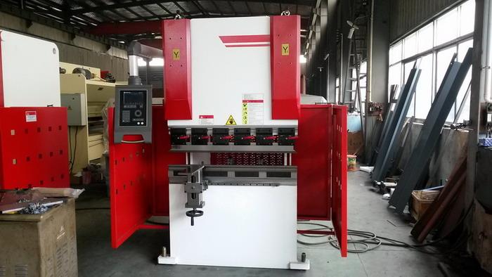 DA52S CNC вниз инсульта пресс тормозные 30T1250