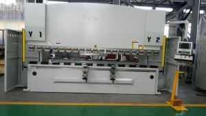 ЕКА 540 CNC 4 оси Пресс тормоза 160T4000