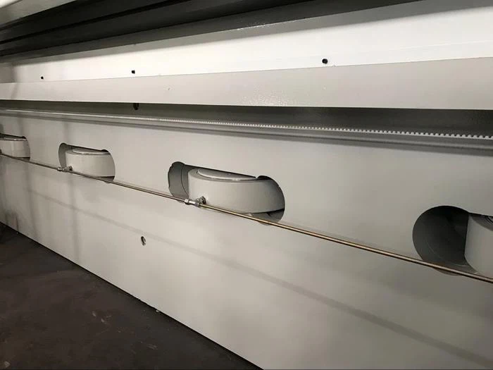 Yawei CNC Hydraulic pressbrake anti deflection  table made in china