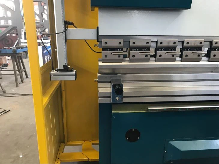 Lazersafe guarding Yawei china cnc pressbrakes 4mtr